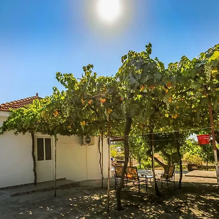 Aggerikos Relax House Casa vacanze Áyios Kírikos